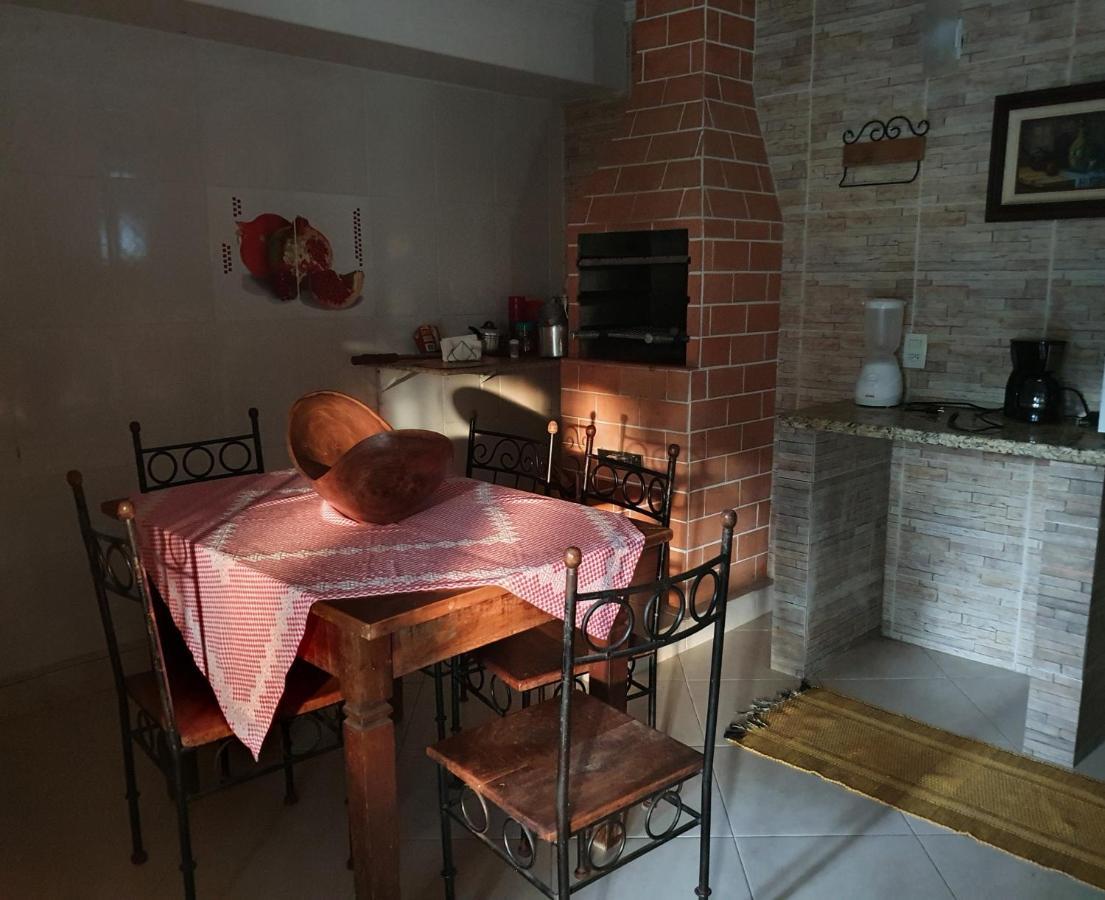 Conservatória Flats Com Deque, Cozinha E Churrasqueira מראה חיצוני תמונה